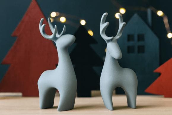 Modern Deer Christmas Figurine Set – Minimalist 2-Pc Holiday Home Décor Sculpture